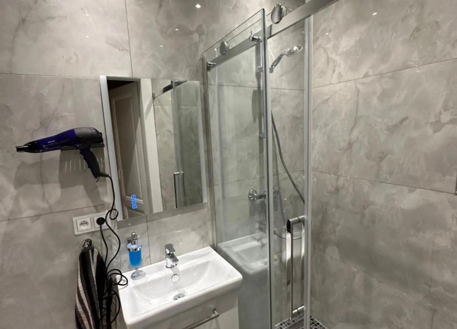 Karlin Oasis 2-Bedroom Apartment Πράγα 0*,  Τσεχία
