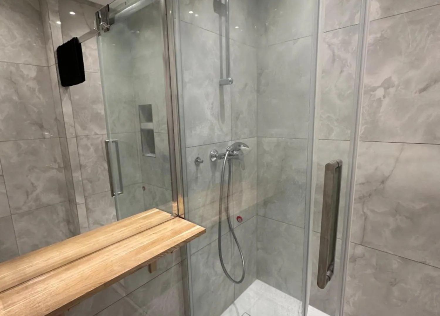 Karlin Oasis 2-Bedroom Apartment Πράγα